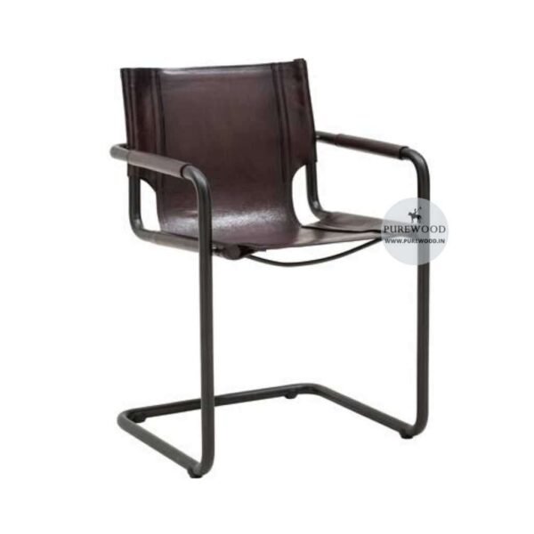 Chaise en cuir industrielle moderne